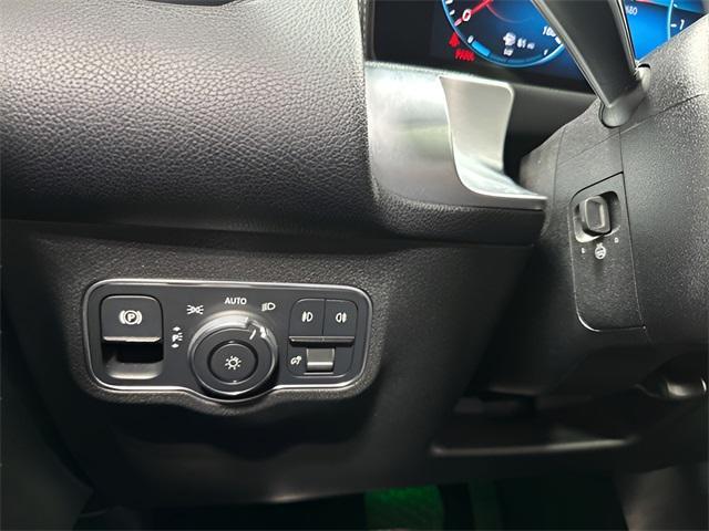 used 2022 Mercedes-Benz GLB 250 car, priced at $33,881