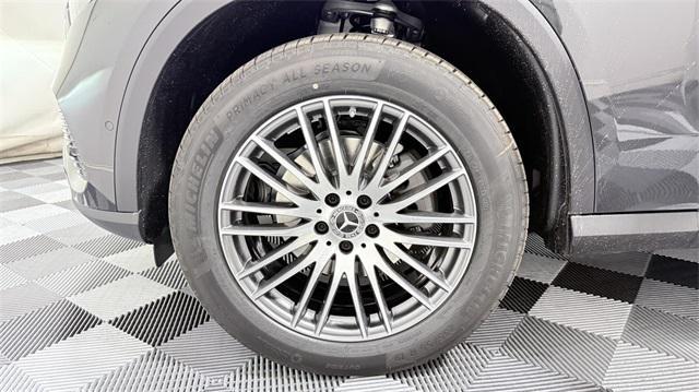 new 2026 Mercedes-Benz GLC 300 car, priced at $59,835