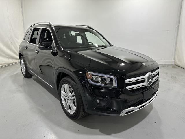 used 2023 Mercedes-Benz GLB 250 car, priced at $40,000