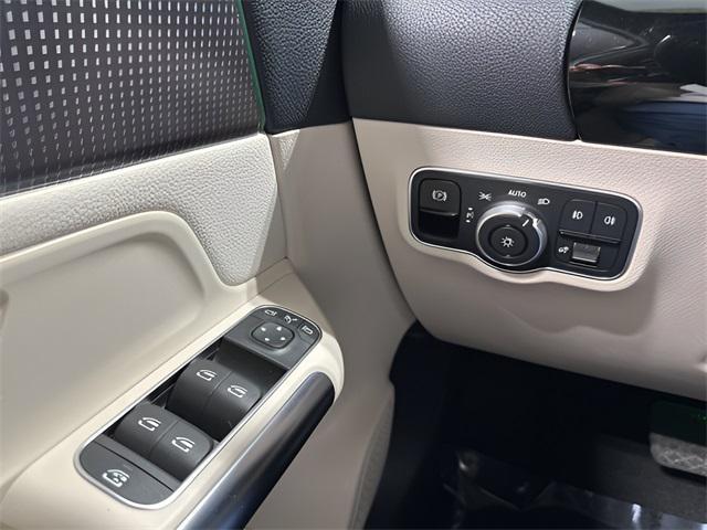 used 2022 Mercedes-Benz GLA 250 car, priced at $32,881