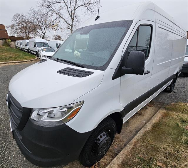 new 2024 Mercedes-Benz Sprinter 3500 car, priced at $69,187