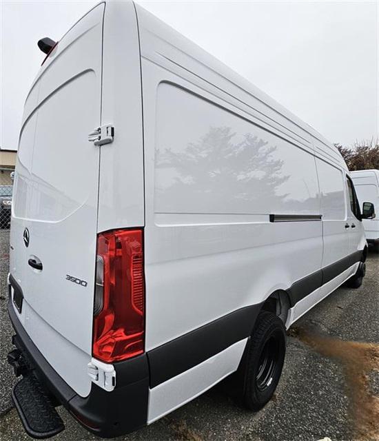 new 2024 Mercedes-Benz Sprinter 3500 car, priced at $69,187