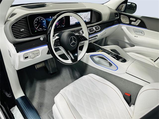 new 2025 Mercedes-Benz Maybach GLS 600 car, priced at $226,150