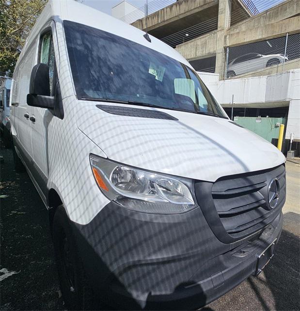 new 2025 Mercedes-Benz Sprinter 2500 car, priced at $62,345