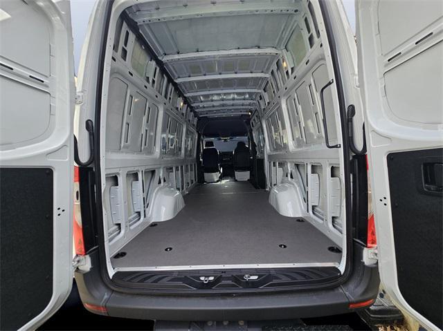 new 2025 Mercedes-Benz Sprinter 2500 car, priced at $62,345