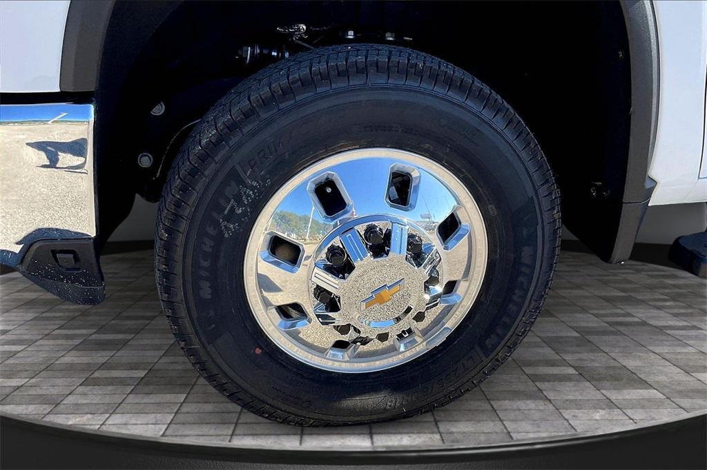 new 2026 Chevrolet Silverado 3500 car, priced at $83,455