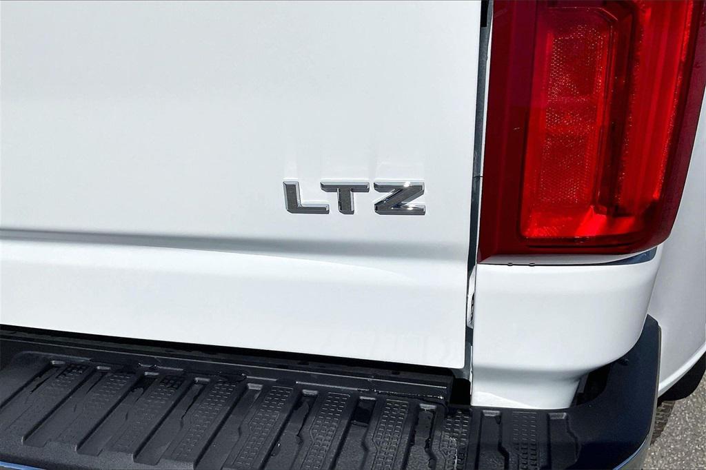 new 2026 Chevrolet Silverado 3500 car, priced at $83,455