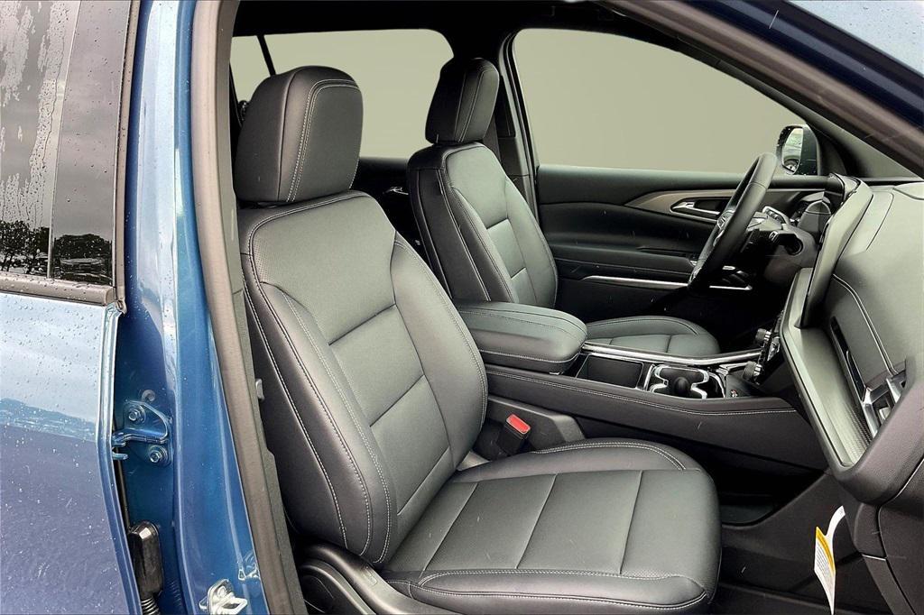 new 2026 Chevrolet Traverse car, priced at $42,845