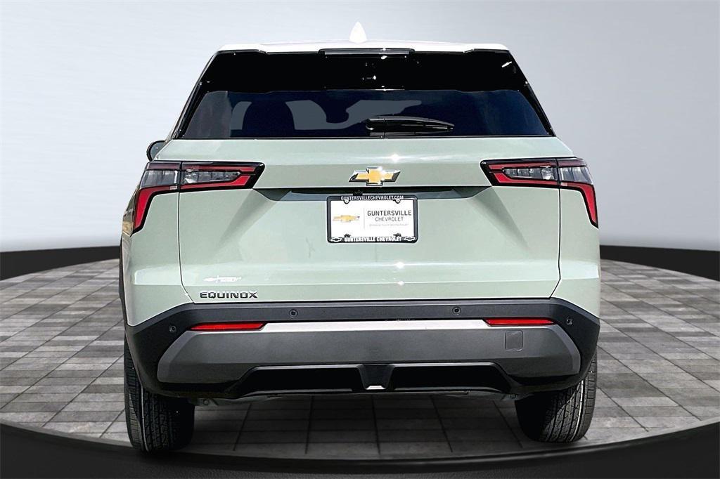 new 2026 Chevrolet Equinox car, priced at $31,310