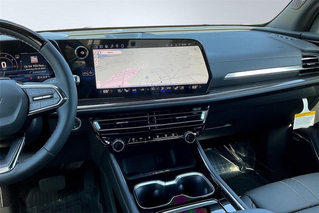 new 2026 Chevrolet Traverse car, priced at $55,920