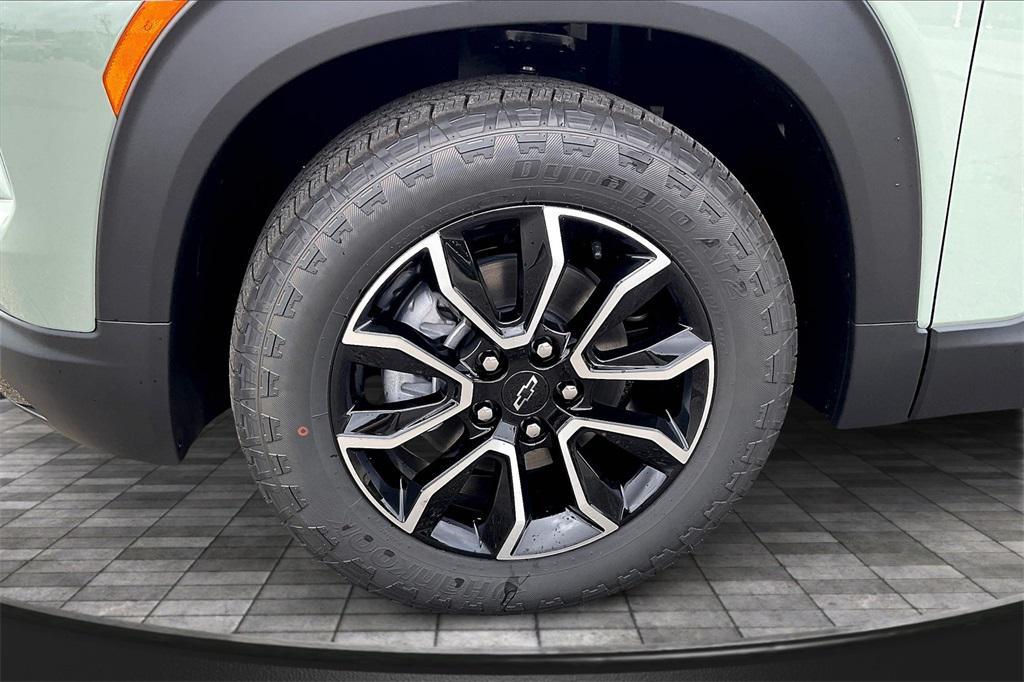 new 2026 Chevrolet TrailBlazer car, priced at $32,870