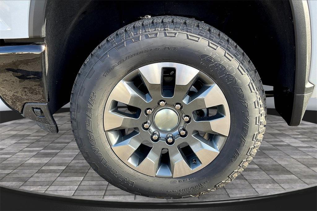 new 2025 Chevrolet Silverado 2500 car, priced at $59,980