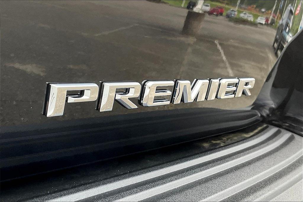 new 2025 Chevrolet Suburban car, priced at $73,820