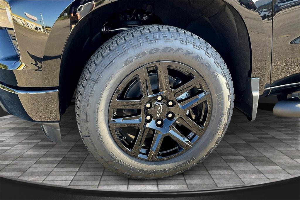 new 2026 Chevrolet Silverado 1500 car, priced at $44,195