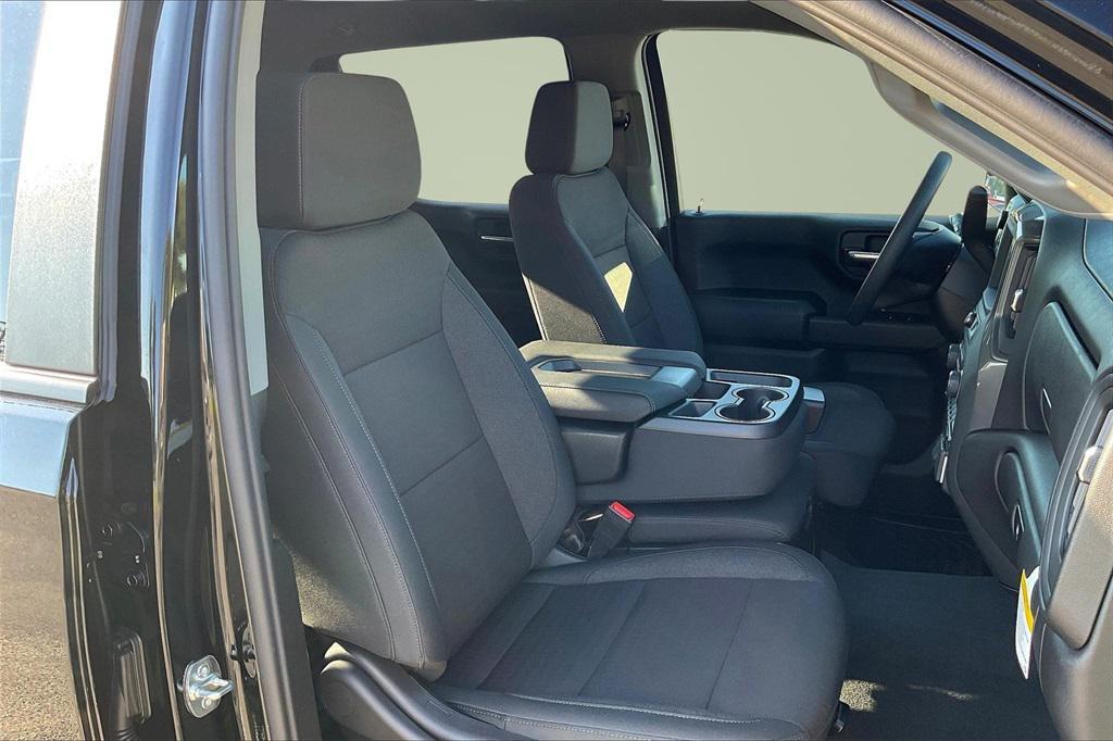 new 2026 Chevrolet Silverado 1500 car, priced at $44,195