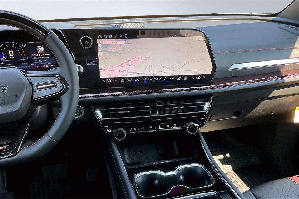 new 2026 Chevrolet Traverse car, priced at $57,710