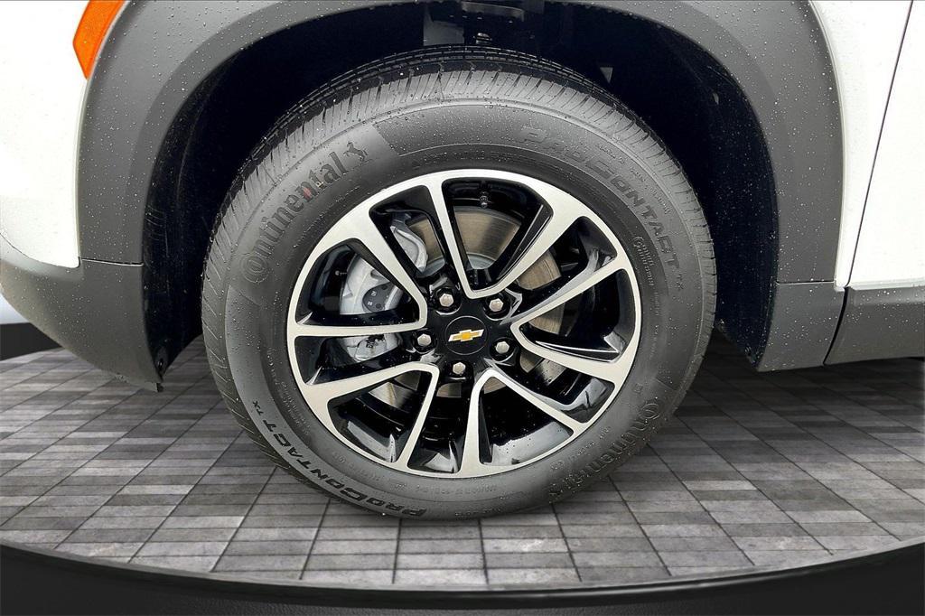 new 2026 Chevrolet TrailBlazer car, priced at $25,825