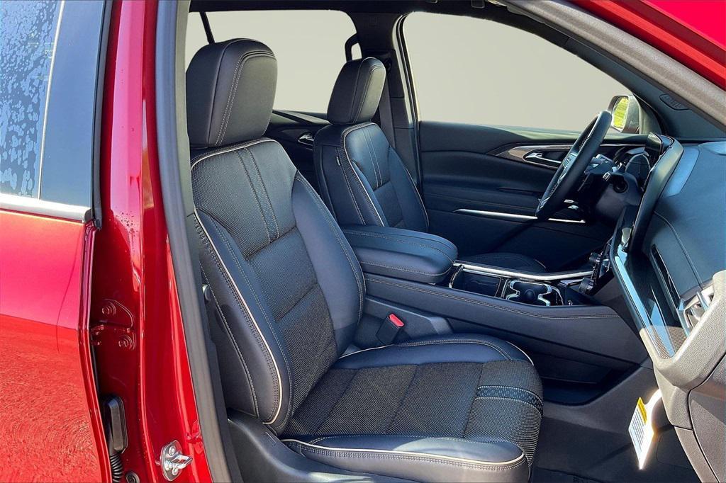 new 2026 Chevrolet Traverse car, priced at $56,415