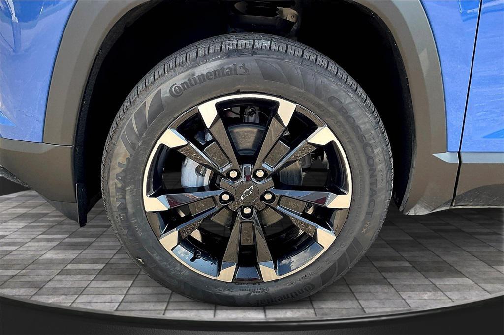 new 2025 Chevrolet Equinox car, priced at $33,090