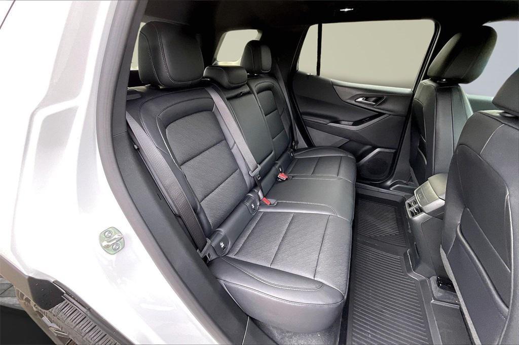 new 2026 Chevrolet Equinox car, priced at $33,850