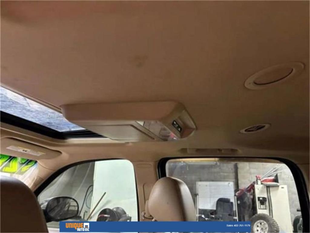 used 2011 Chevrolet Suburban car, priced at $7,900