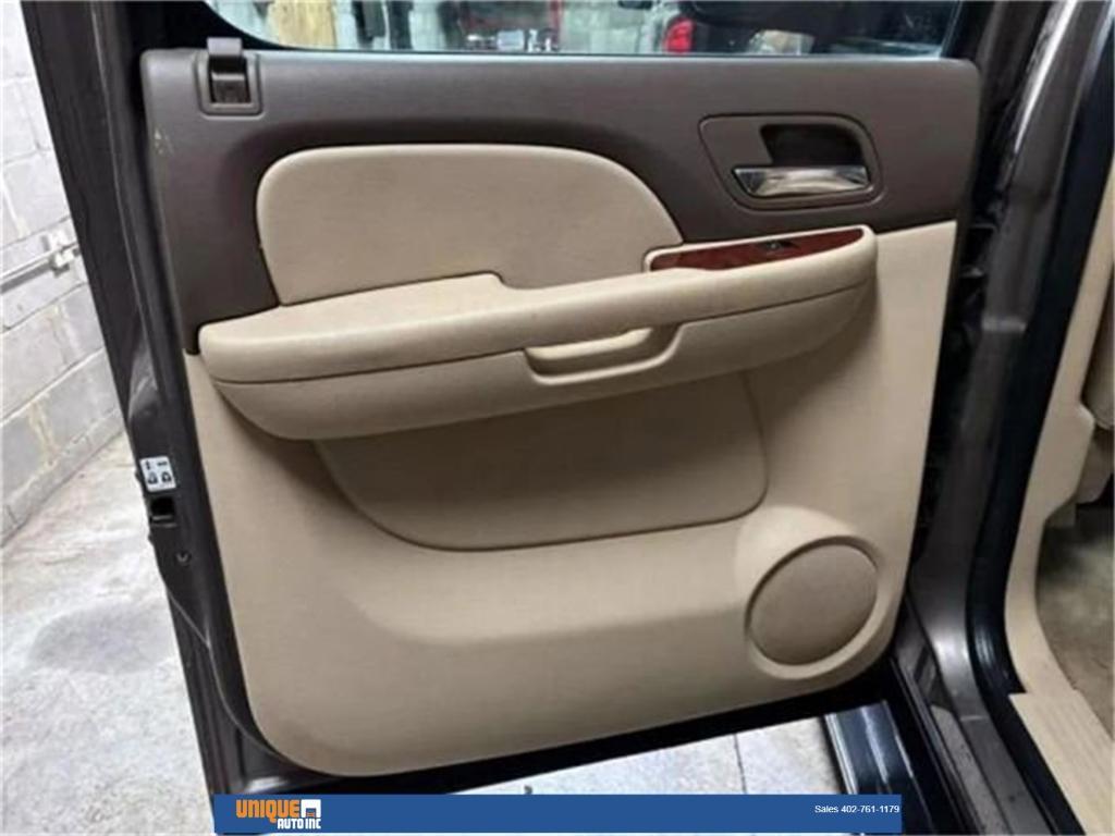 used 2011 Chevrolet Suburban car, priced at $7,900