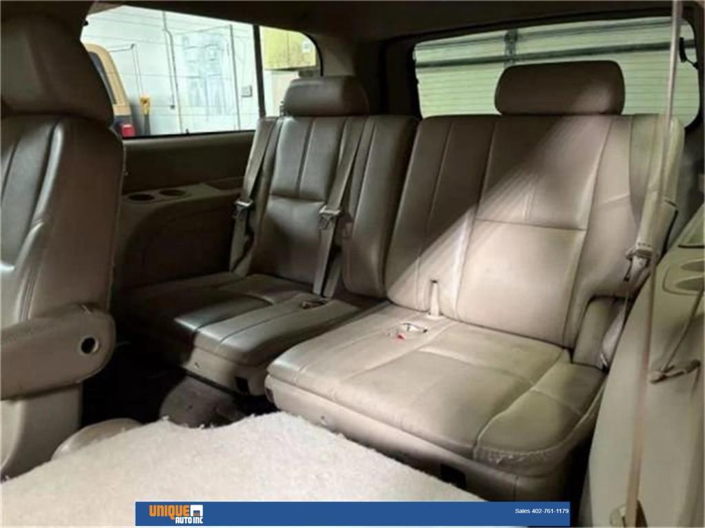 used 2011 Chevrolet Suburban car, priced at $7,900