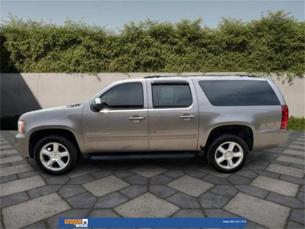 used 2011 Chevrolet Suburban car, priced at $7,900