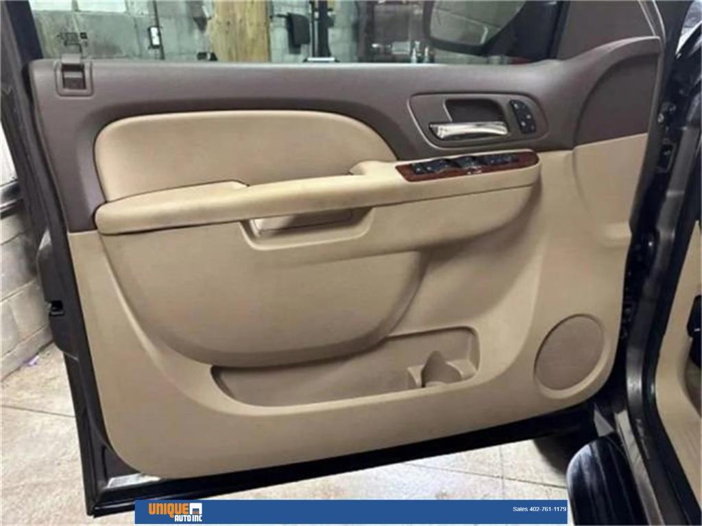 used 2011 Chevrolet Suburban car, priced at $7,900