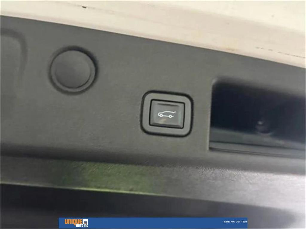 used 2019 Chevrolet Equinox car, priced at $15,900