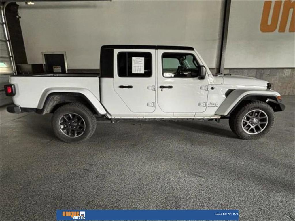 used 2023 Jeep Gladiator car, priced at $29,000