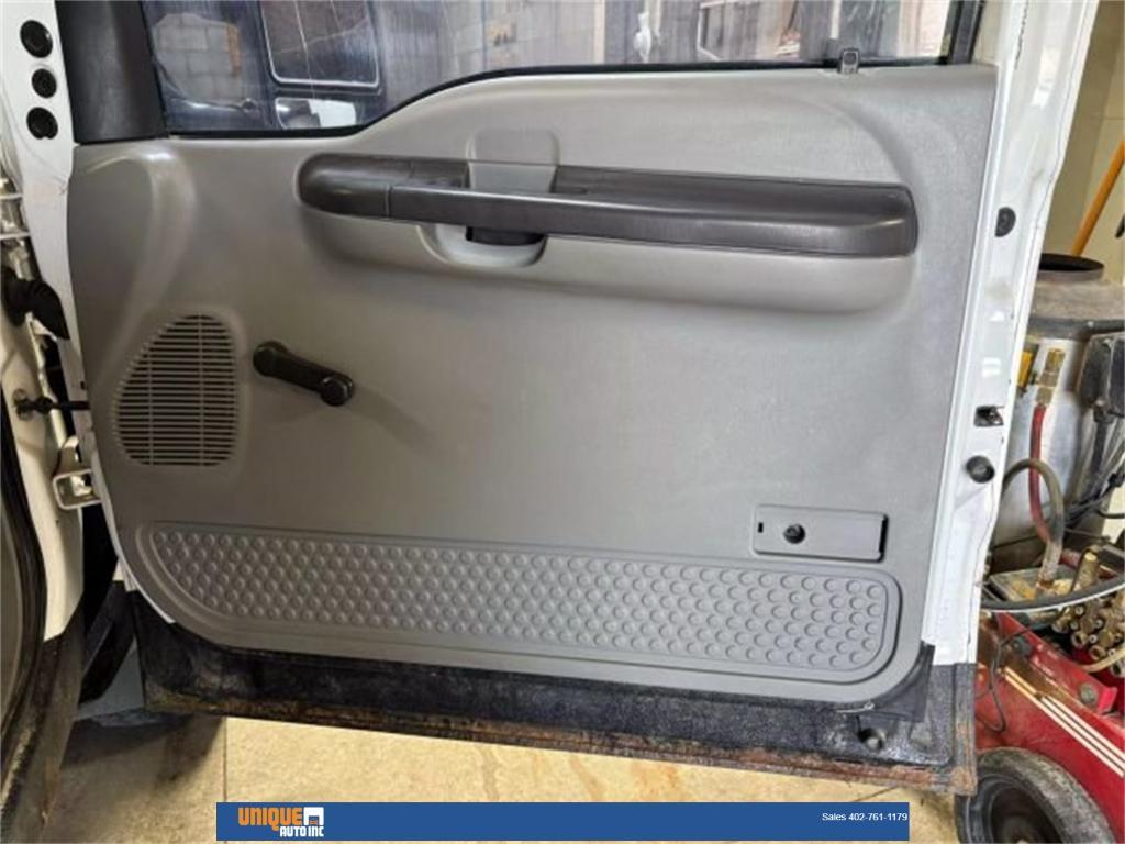 used 2006 Ford F-250 car, priced at $7,600