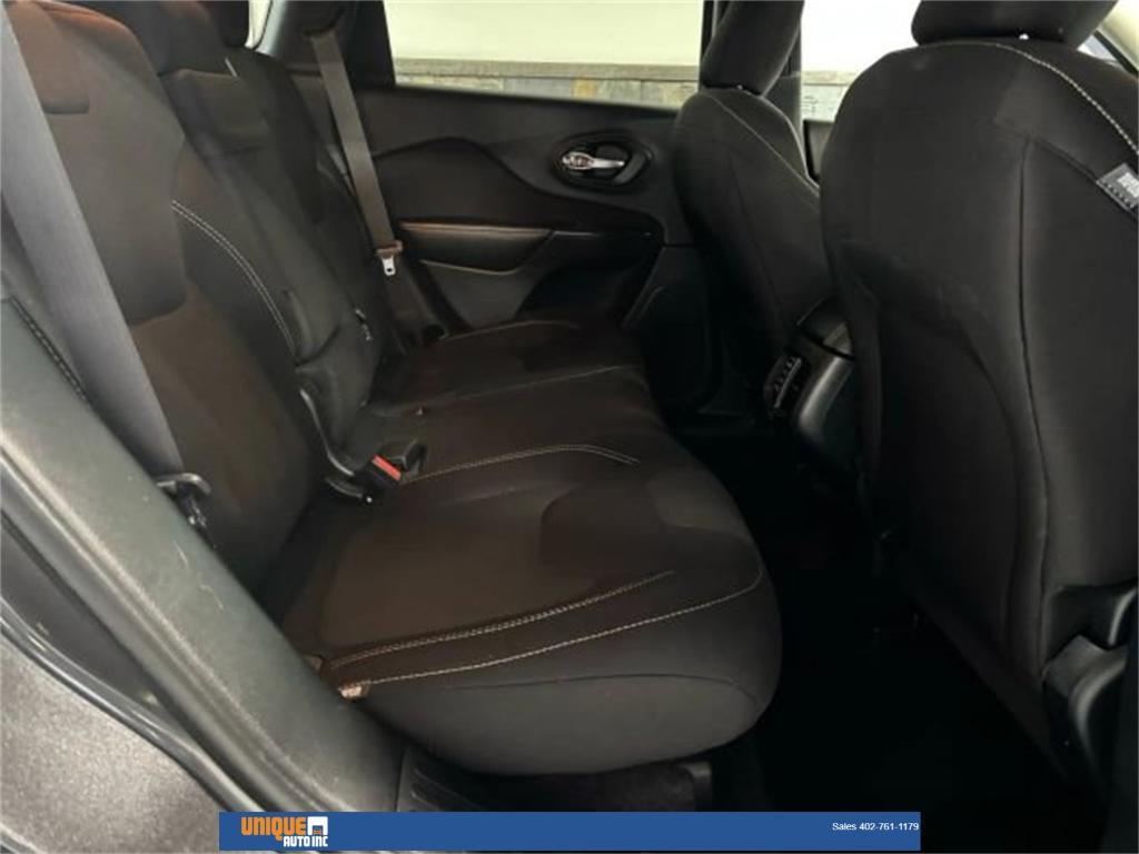 used 2016 Jeep Cherokee car, priced at $9,300