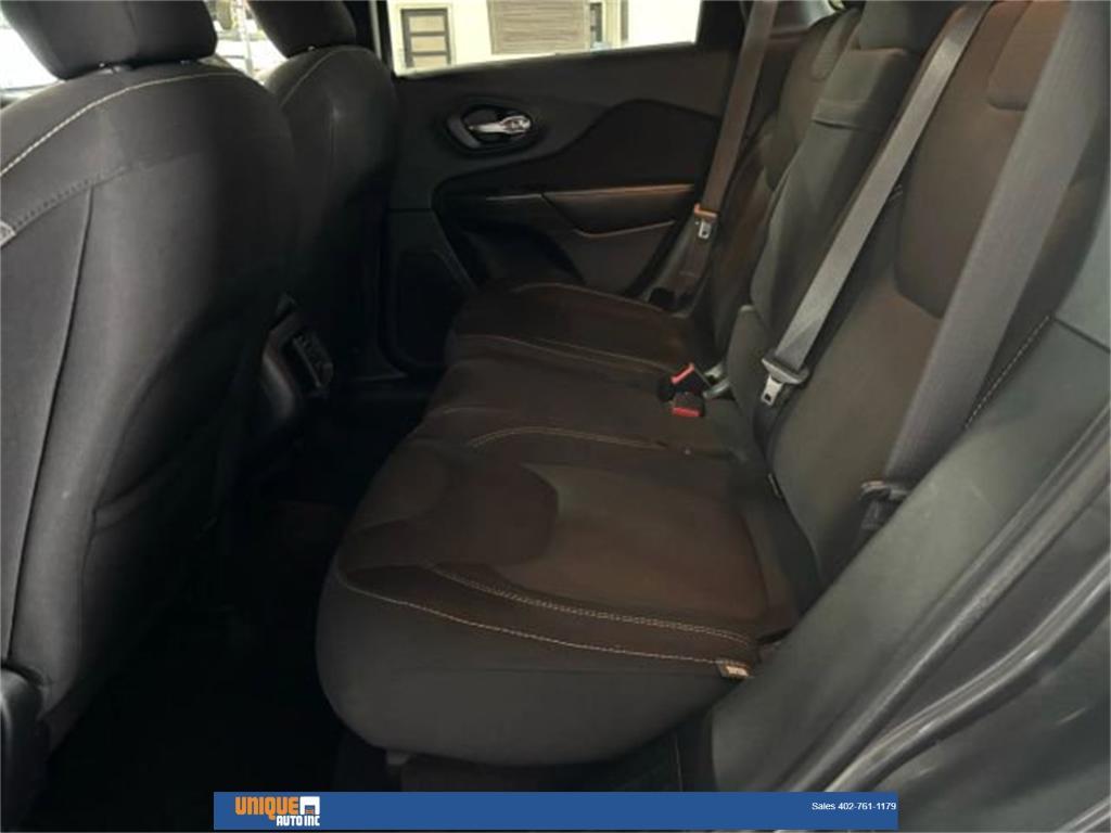 used 2016 Jeep Cherokee car, priced at $9,300