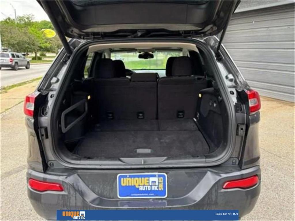 used 2016 Jeep Cherokee car, priced at $11,000
