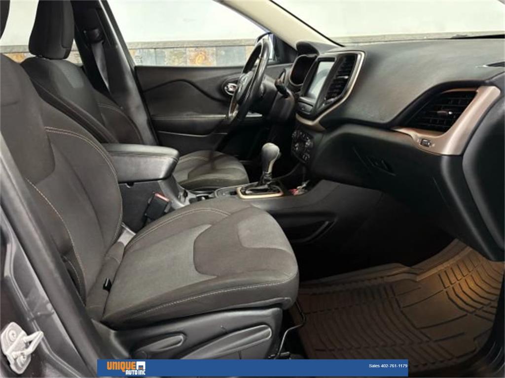 used 2016 Jeep Cherokee car, priced at $9,300