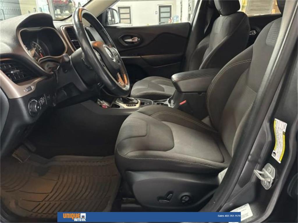 used 2016 Jeep Cherokee car, priced at $9,300