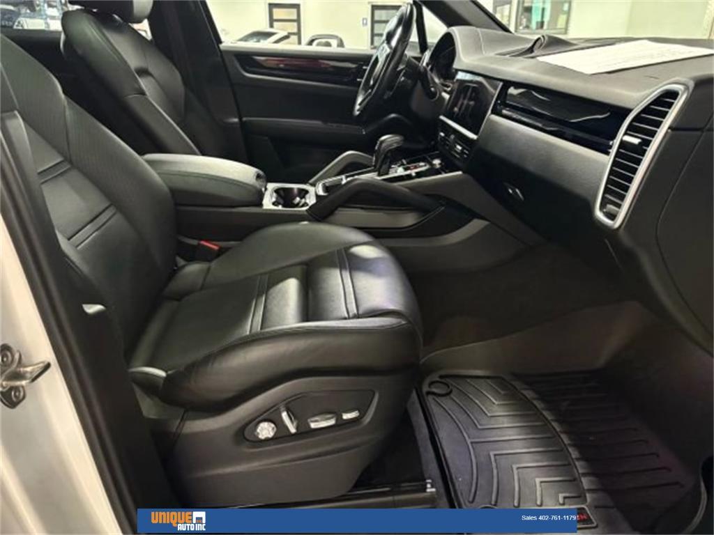 used 2020 Porsche Cayenne car, priced at $37,500