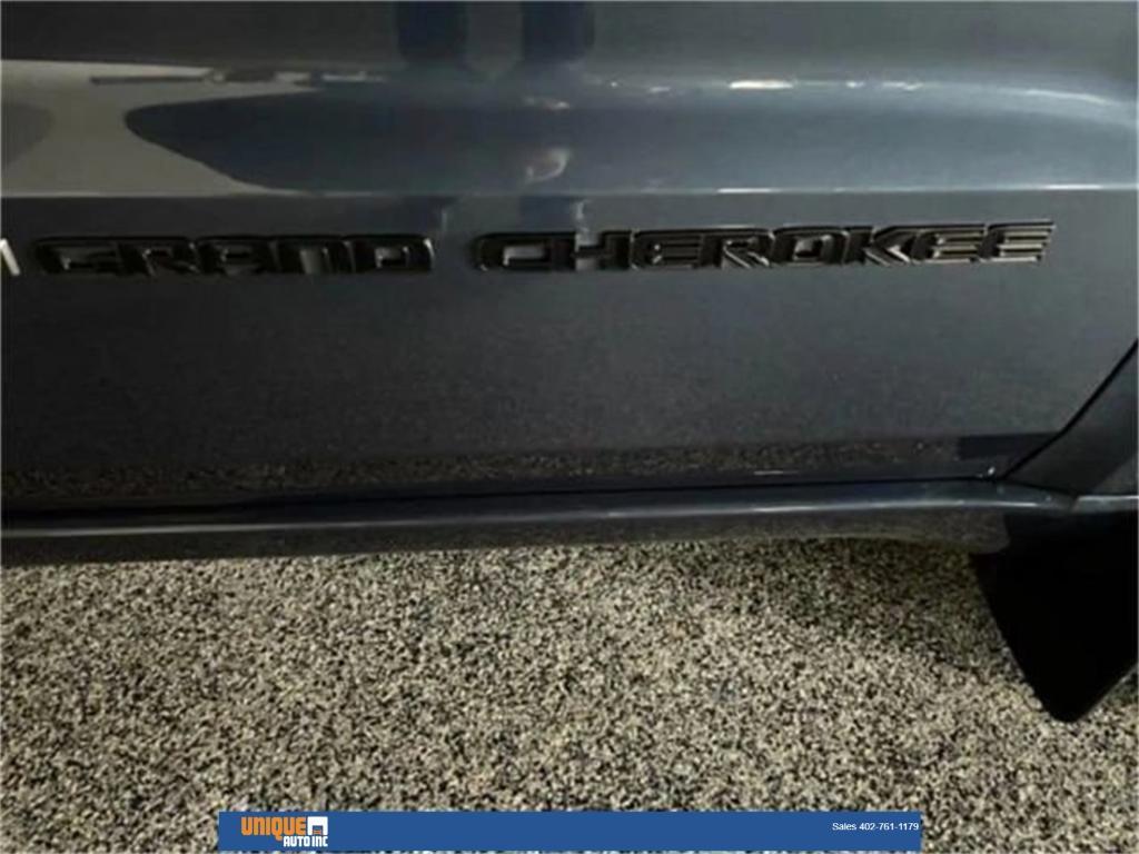 used 2021 Jeep Grand Cherokee car, priced at $23,562