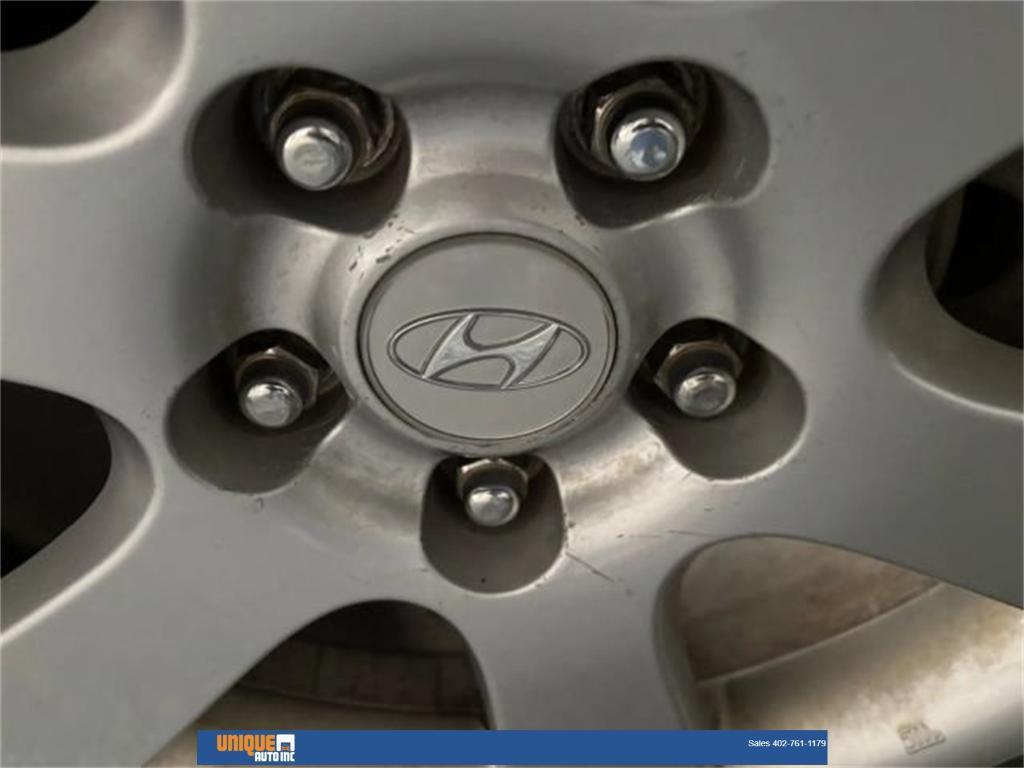 used 2008 Hyundai Santa Fe car, priced at $3,200