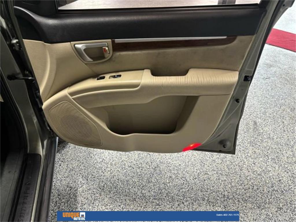 used 2008 Hyundai Santa Fe car, priced at $3,200