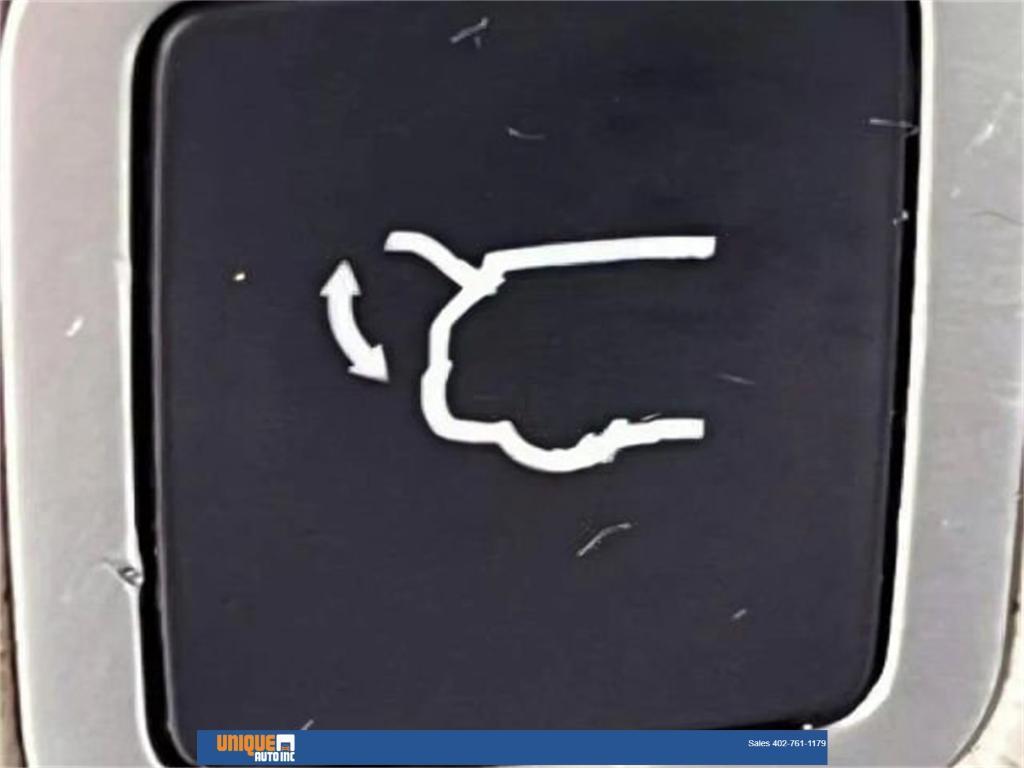 used 2019 Chrysler Pacifica car, priced at $17,026