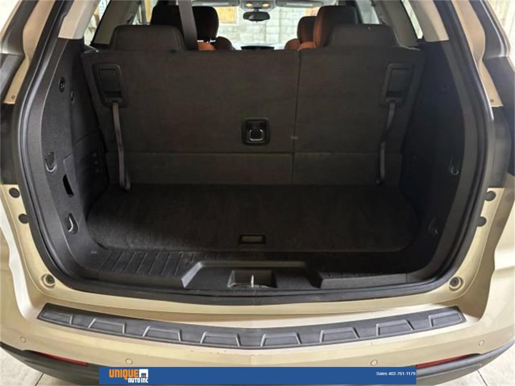 used 2015 Chevrolet Traverse car, priced at $8,600