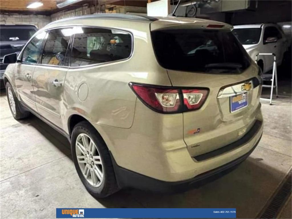 used 2015 Chevrolet Traverse car, priced at $8,600