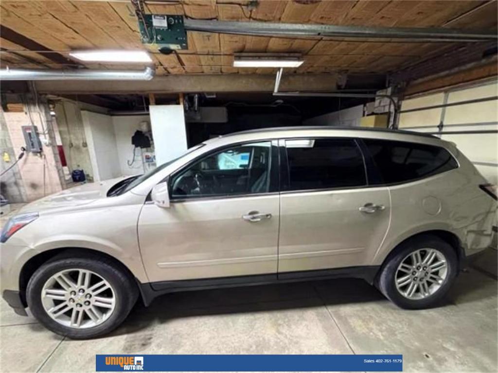 used 2015 Chevrolet Traverse car, priced at $9,200