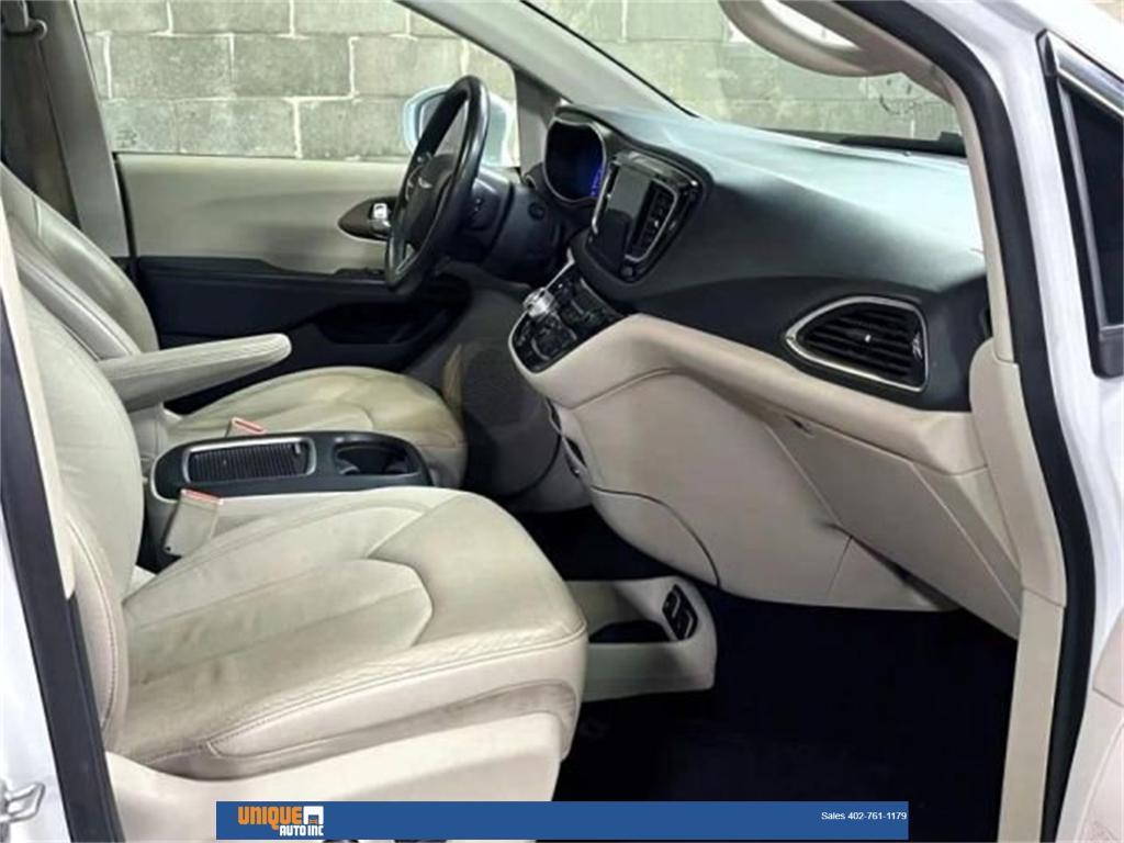 used 2019 Chrysler Pacifica car, priced at $16,520