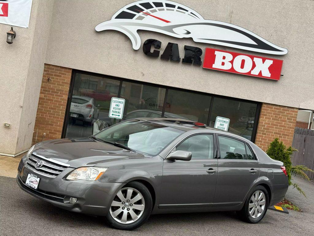 used 2005 Toyota Avalon car, priced at $8,900