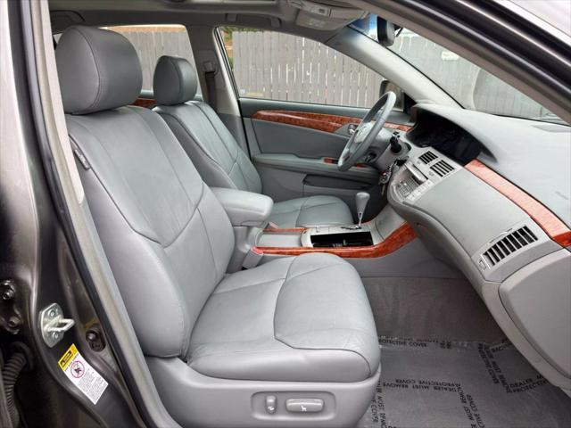 used 2005 Toyota Avalon car, priced at $8,900