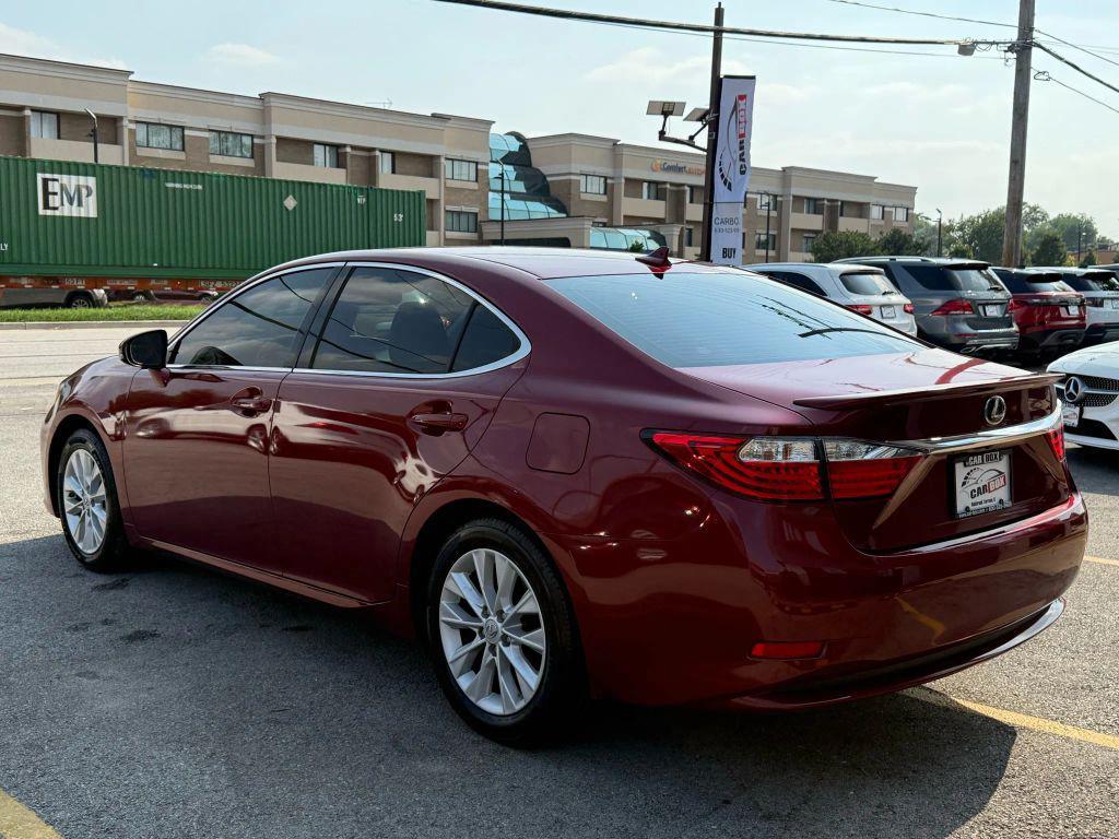 used 2014 Lexus ES 300h car, priced at $18,950