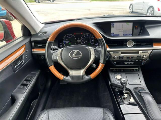 used 2014 Lexus ES 300h car, priced at $18,950